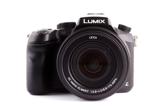 Panasonic FZ2000